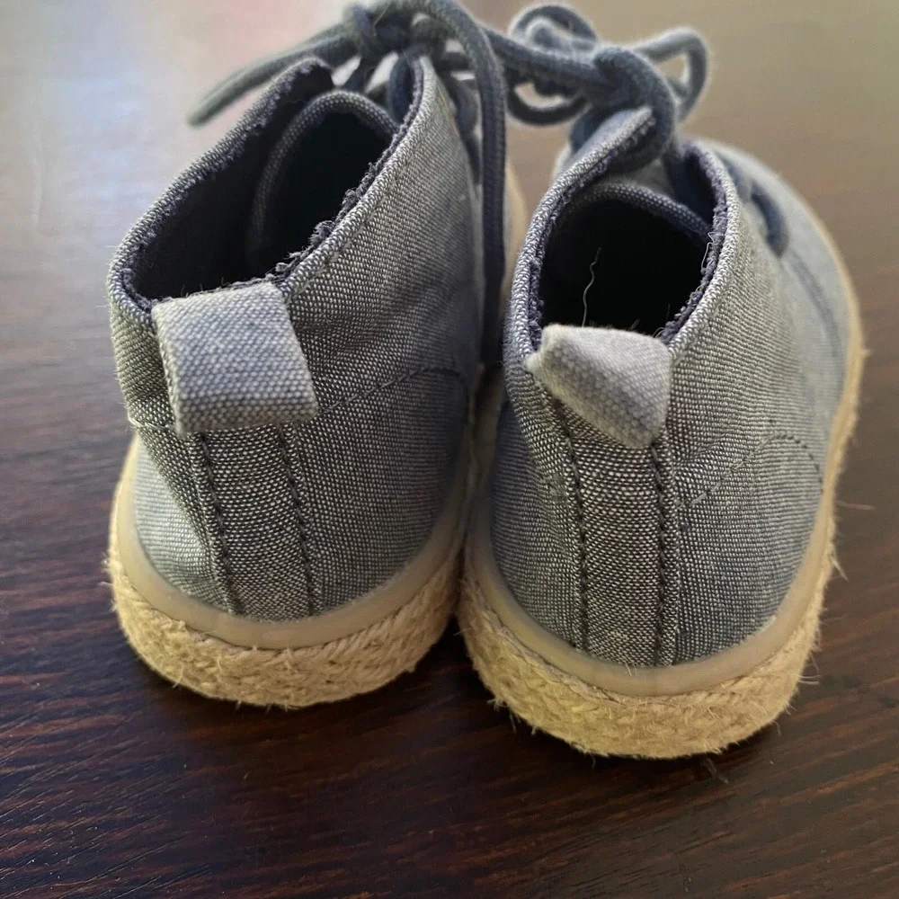 Cute Old Navy Toddler 5 Chambray Espadrille Chukka Boot Casual Shoes Kids Size 5
